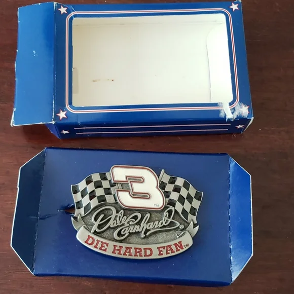 Vintage 1997 Dale Earnhardt Pewter Belt Buckle - Picture 3 of 13